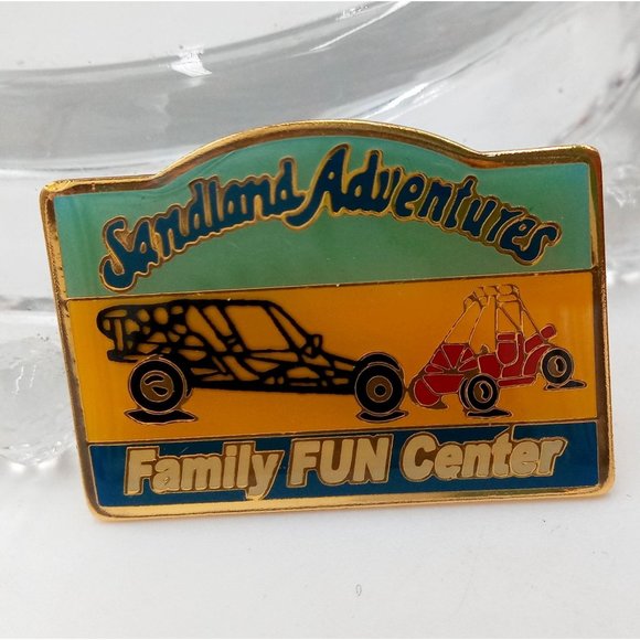 Sandland Adventures Hat Lapel Pinback Vintage Dune Buggy Family Fun Center - Picture 3 of 7